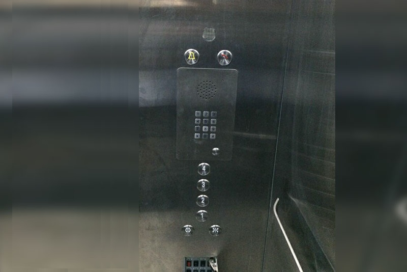 يدوي هاتف المصعد